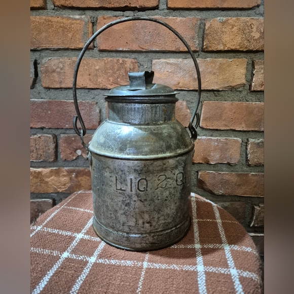 Vintage Galvanized Steel Milk Can - Picture 1 of 7